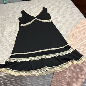 Express Early 2000’s Black and Cream Lace Trim Midi Dress
